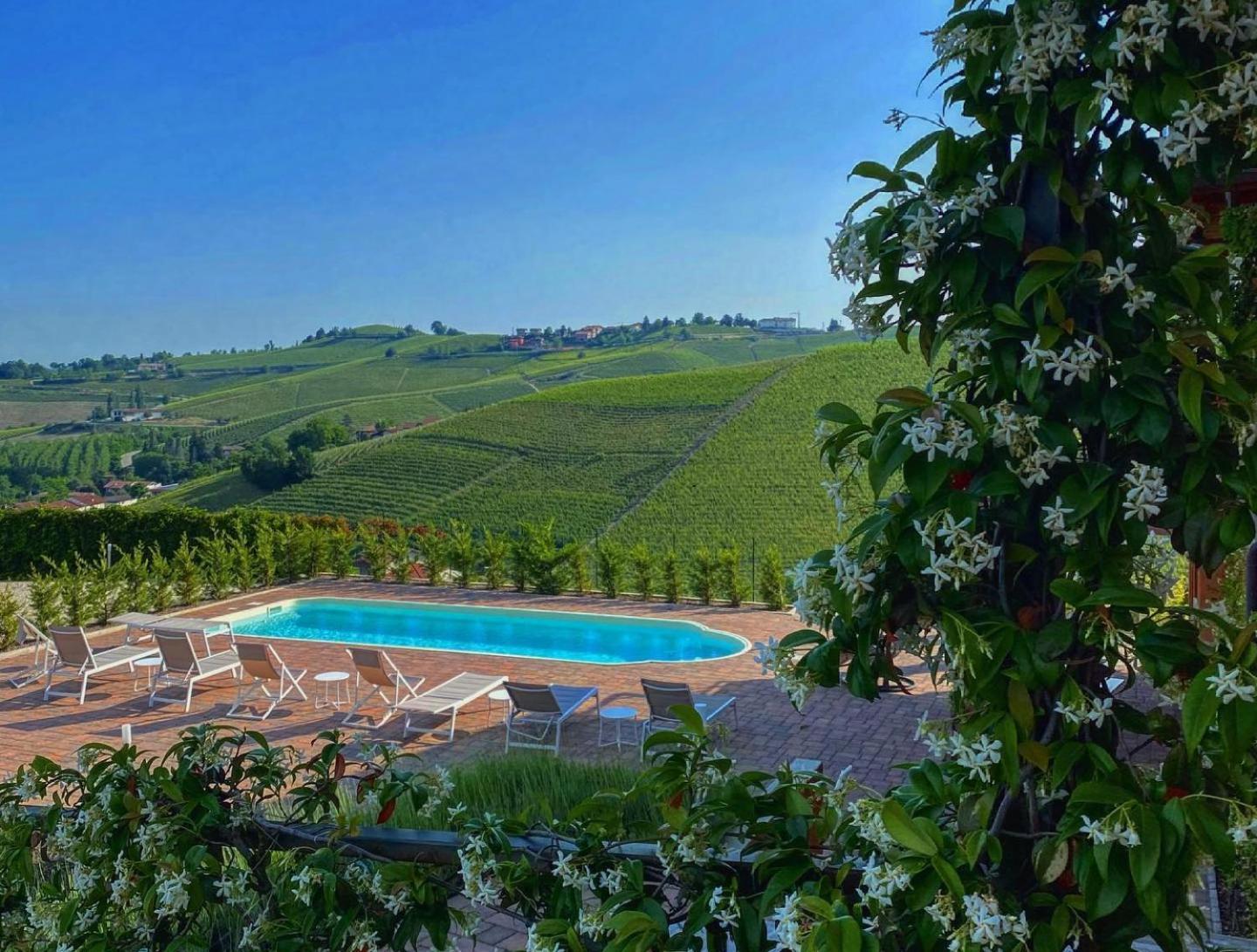 Panoramic Villa Garassino - Country Rooms And Fine Restaurant تريسو المظهر الخارجي الصورة