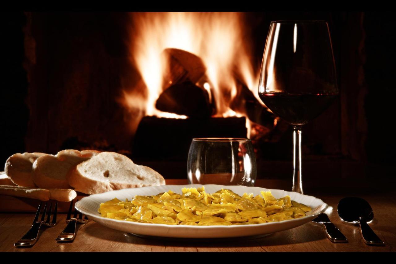 Panoramic Villa Garassino - Country Rooms And Fine Restaurant تريسو المظهر الخارجي الصورة
